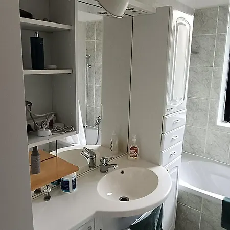 Konukevi Da Gianfi Lugano-pregassona - Stanza Privata (adults Only) Lugano